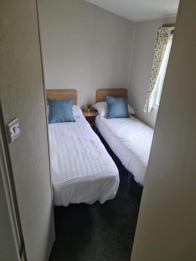 Home24 Mullion Luaran gambar